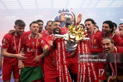 Rực rỡ Liverpool nâng cúp vô địch Ngoại hạng Anh, Salah đoạt Vua phá lưới