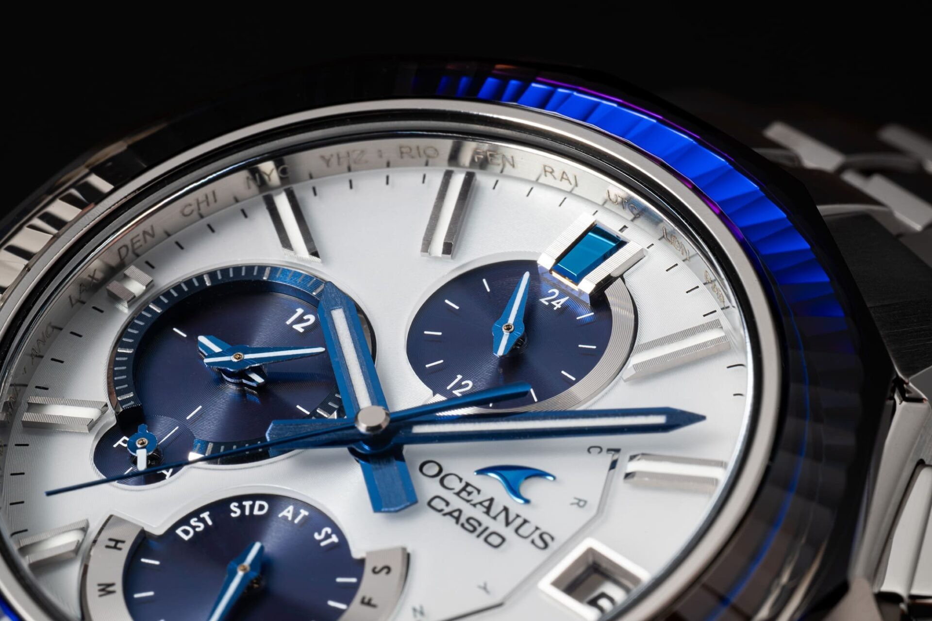Casio ra mắt đồng hồ Oceanus Manta với vành sapphire và vỏ titan, giá 70 triệu đồng - 3