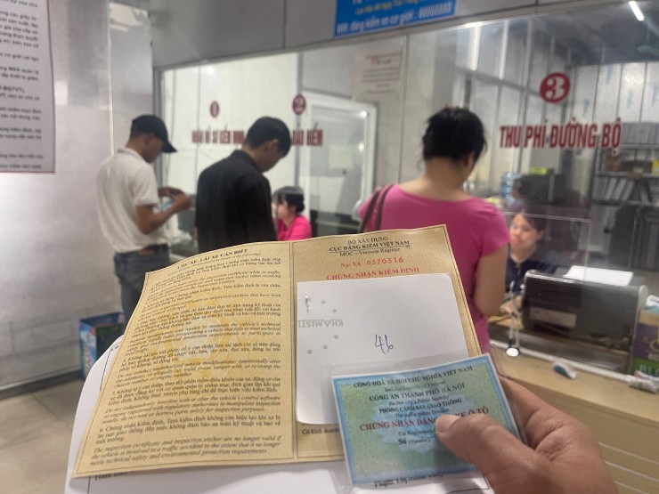 1 giờ đồng hồng, chủ xe đã hoàn thành xong việc mà trước đây là nỗi 