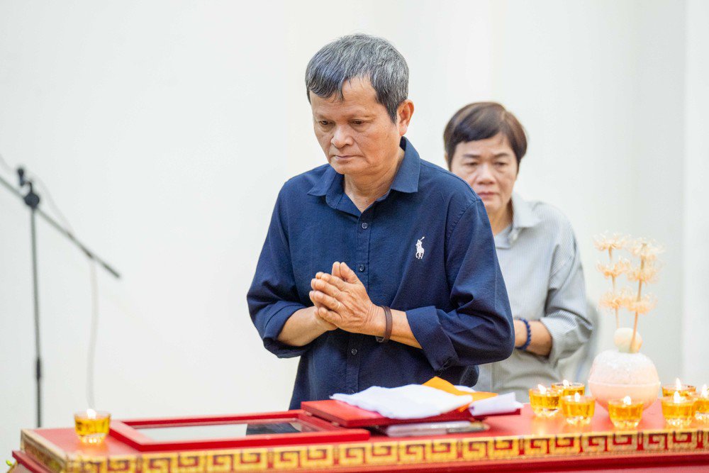 NSND Như Quỳnh, Bùi Bài Bình tiễn biệt NSƯT Mai Châu - 4