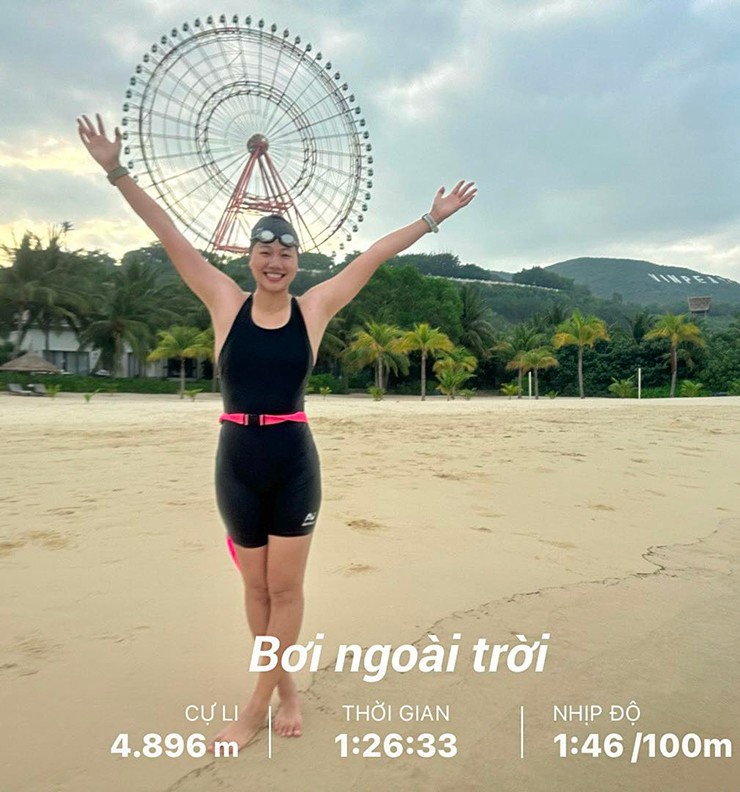 Kình ngư Ánh Viên lập kỷ lục có một không hai, vừa bơi biển vừa kéo thuyền độc lạ - 5