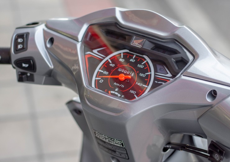 Ngắm “vua xe số” Honda Wave 110i 2025 tại xứ chùa vàng, giá từ 35 triệu đồng - 4