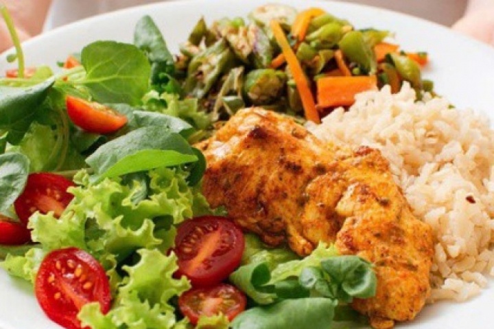 Gợi ý thực đơn giảm cân với các thực phẩm mùa hè ở miền Bắc