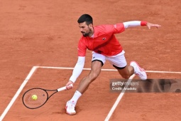 Video tennis Djokovic - McDonald: Đẳng cấp lên tiếng, 3 set như 1 (Roland Garros)