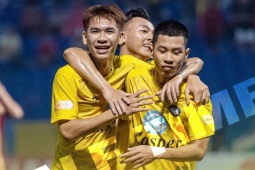 Video bóng đá Thanh Hóa - Bình Định:  " Bàn thắng vàng "  phút 90+4 (V-League)
