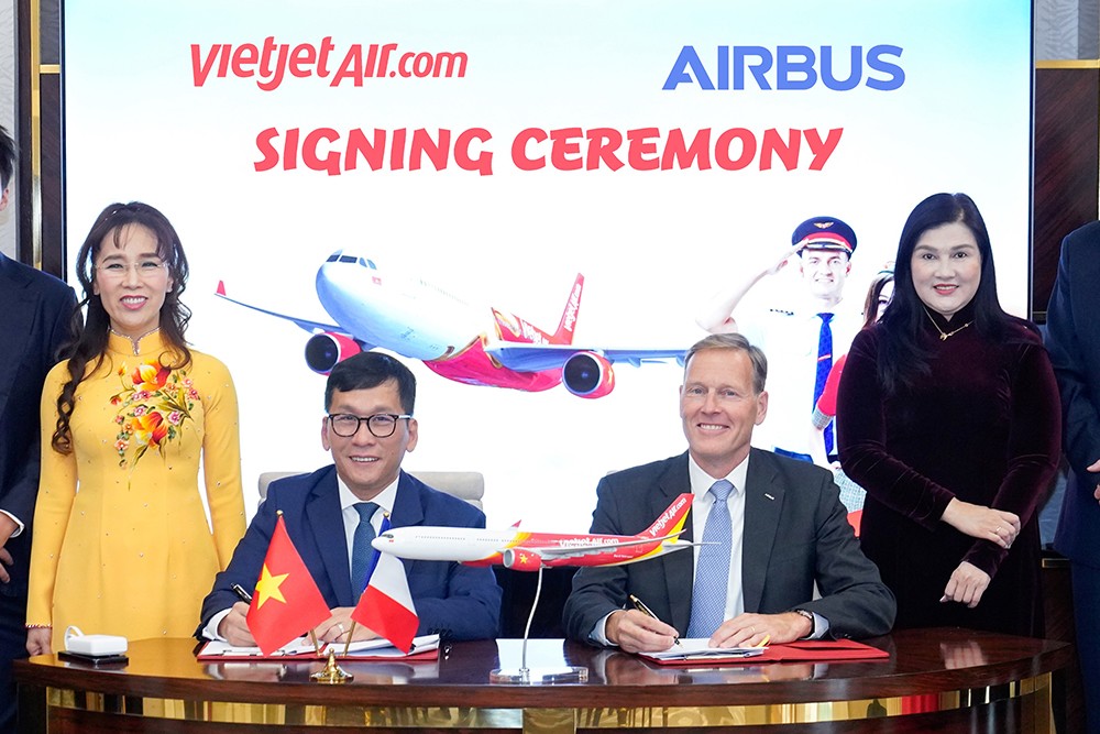 Hợp đồng mới giữa&nbsp;Vietjet&nbsp;và Airbus&nbsp;tăng gấp đôi đơn đặt hàng&nbsp;chốt&nbsp;cho dòng tàu A330neo lên 40 máy bay