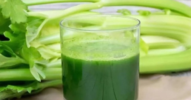 5 thức uống hỗ trợ đào thải sỏi thận