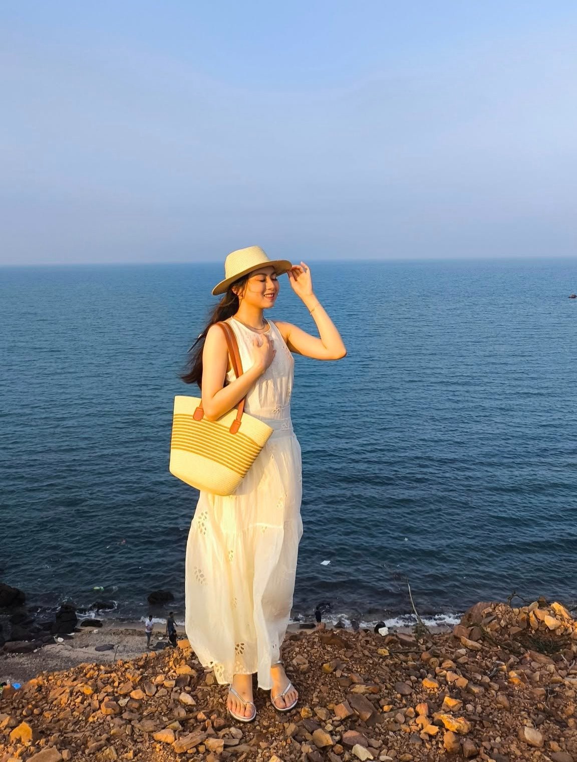Bãi biển có khung cảnh &#39;vừa Đà Lạt, vừa Vũng Tàu&#39; cách Hà Nội 4 tiếng lái xe - 6