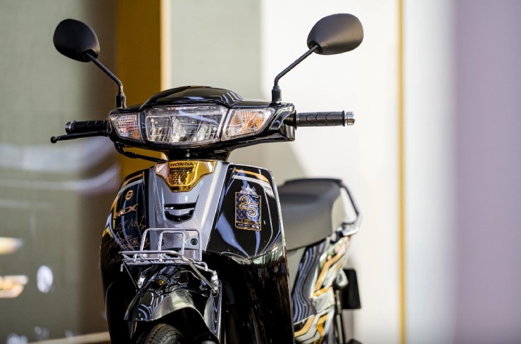 Khám phá Honda Dream bản đặc biệt, giá hơn 100 triệu đồng ở Việt Nam - 4