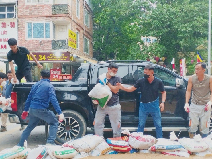 Cận cảnh &#39;suối bùn&#39; tuôn trào ở Metro Nhổn-Ga Hà Nội - 6
