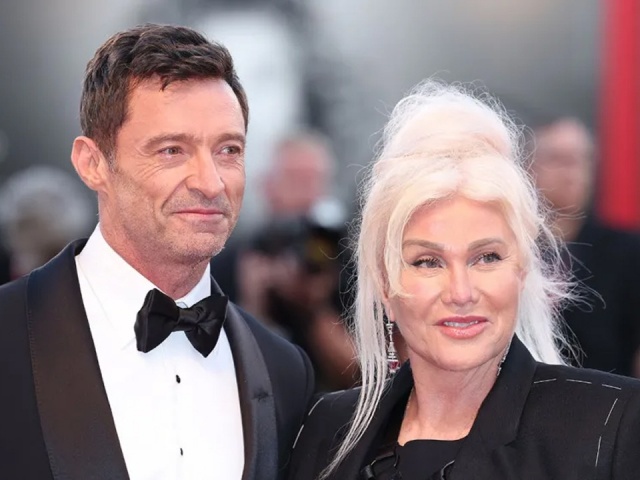 Vợ đệ đơn ly hôn Hugh Jackman, nói bị phản bội