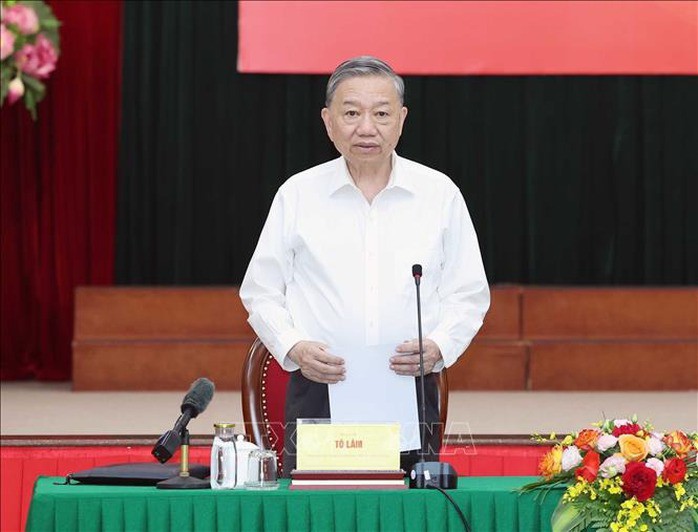 Tổng Bí thư Tô Lâm: Nhân sự lãnh đạo các cấp phải hội tụ đủ đức, đủ tài, đủ tâm, đủ tầm, đủ sức