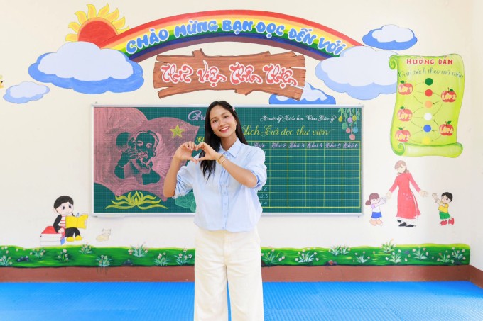 H'Hen Niê tại Bắc Kạn hôm 27/5.
