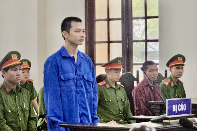 Bị cáo Lê Thanh Nhất Nguyên được xác định cùng những người khác tại nơi tự xưng Tịnh thất Bồng Lai giới thiệu các “chú tiểu” ở đây là trẻ em bị bỏ rơi, được họ nuôi dưỡng nhằm tạo sự thương cảm để nhiều người chuyển tiền, hiện vật.