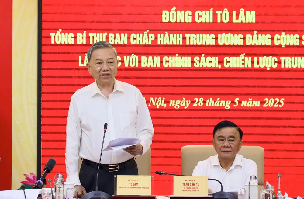 Tổng Bí thư Tô Lâm làm việc với Ban Chính sách, chiến lược Trung ương. Ảnh: CTV