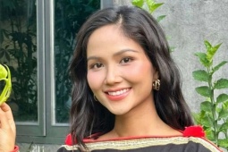 H'Hen Niê mang thai con đầu lòng