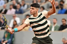 Video tennis Marozsan - Alcaraz: Sảy chân set 2, trút cơn thịnh nộ (Roland Garros)