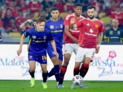 Bóng đá - Trực tiếp bóng đá Ngôi sao Đông Nam Á - MU: Maung Maung Lwin ghi bàn, Hoàng Đức vờn Fernandes (Hết giờ)