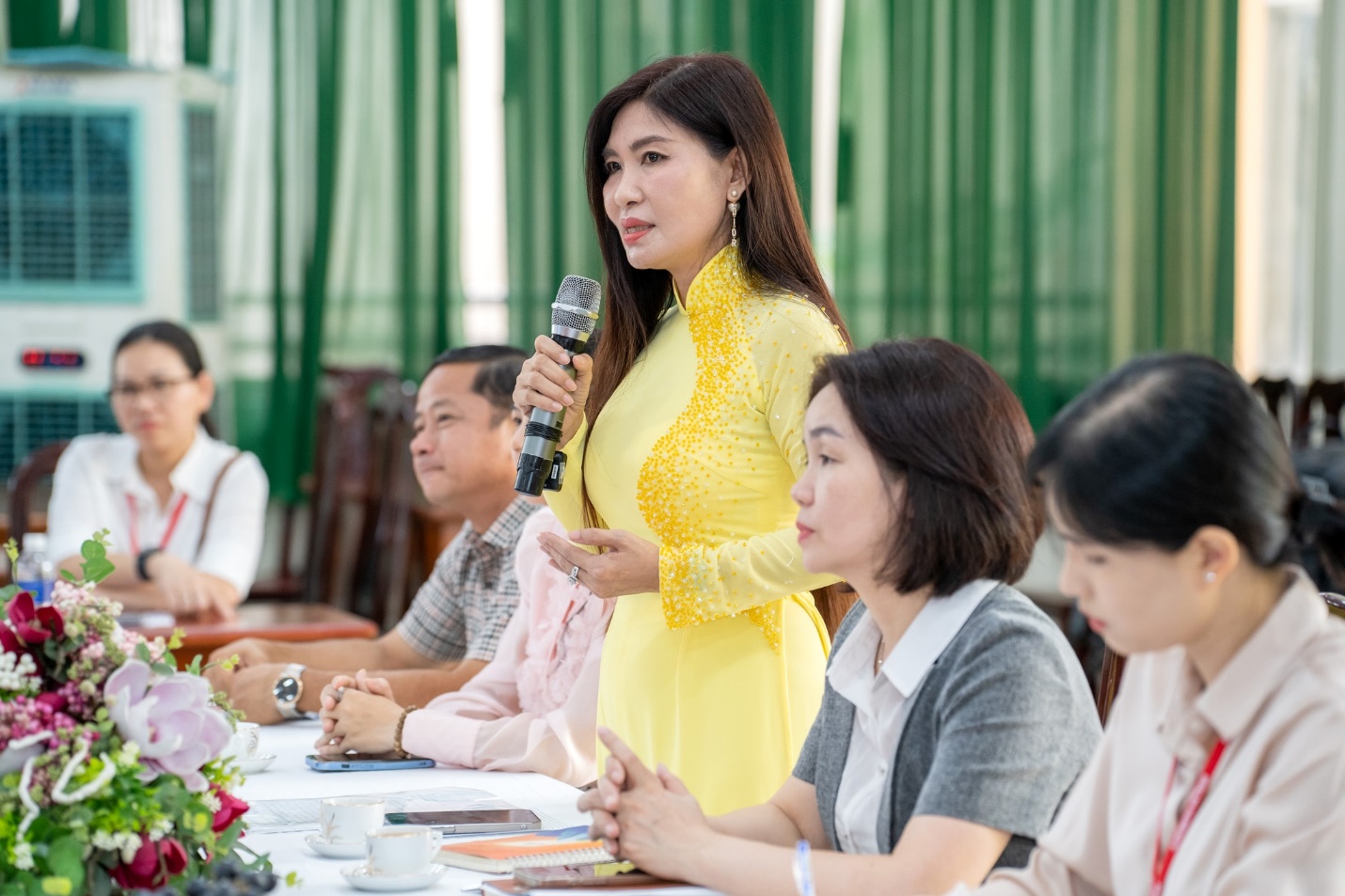 Bà Hoàng Thị Ngọc - Hiệu trưởng trường Tiểu học Nguyễn An Ninh.