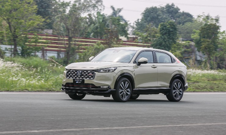 Chọn Honda HR-V e:HEV RS hay Toyota Yaris Cross 1.5 Hybrid cho rẻ? - 7