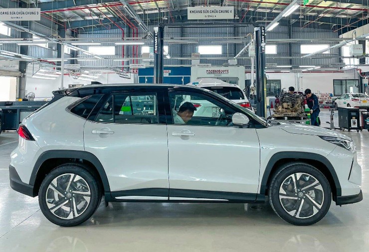Chọn Honda HR-V e:HEV RS hay Toyota Yaris Cross 1.5 Hybrid cho rẻ? - 10