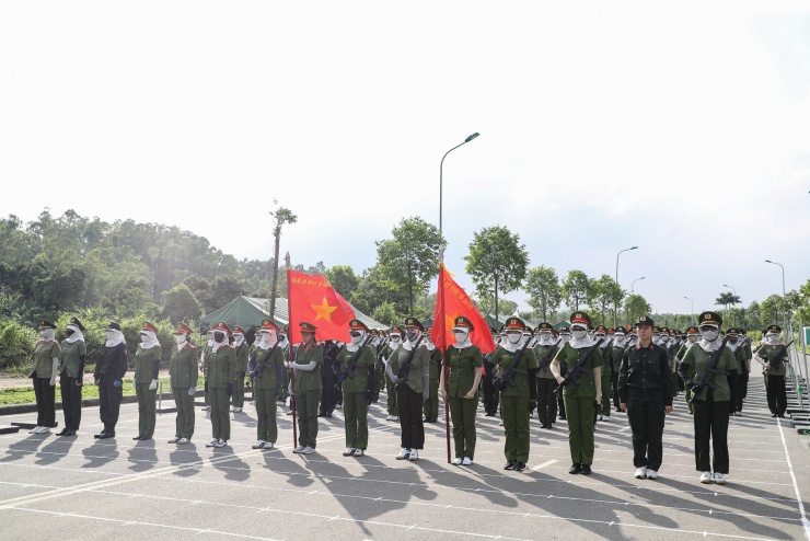 Người lính trẻ rèn luyện dưới nắng Hòa Lạc, sẵn sàng cho Lễ diễu binh A80 - 13