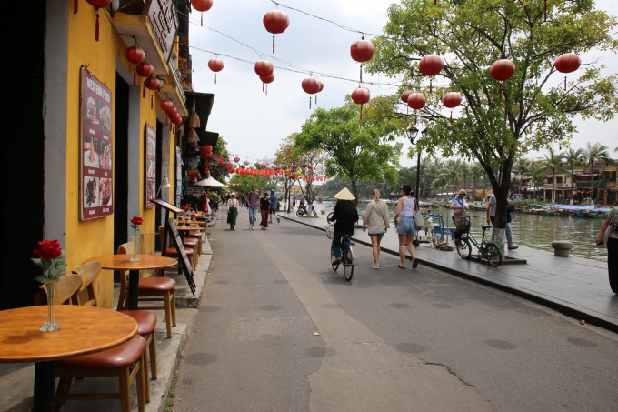 Phố cổ Hội An đầu tháng 5. Ảnh: Đắc Thành