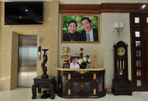 Ngắm biệt thự 100 tỷ tại quận Tân Bình của nữ nghệ sĩ thuê 7 giúp việc hỗ trợ, tuổi 52 vẫn trẻ đẹp - 10