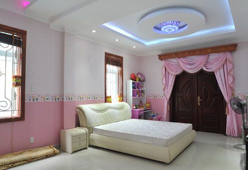 Ngắm biệt thự 100 tỷ tại quận Tân Bình của nữ nghệ sĩ thuê 7 giúp việc hỗ trợ, tuổi 52 vẫn trẻ đẹp - 22