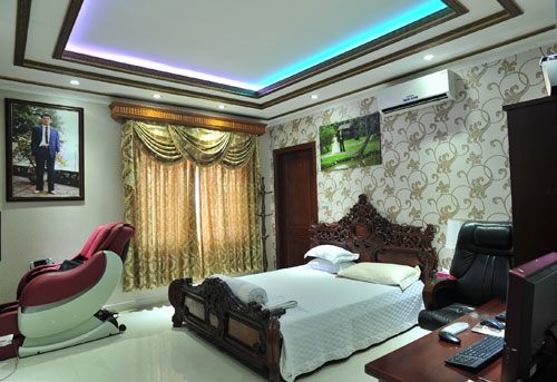Ngắm biệt thự 100 tỷ tại quận Tân Bình của nữ nghệ sĩ thuê 7 giúp việc hỗ trợ, tuổi 52 vẫn trẻ đẹp - 26