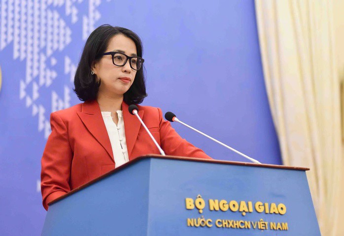 Người phát ngôn Phạm Thu Hằng
