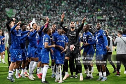 Chelsea vô địch Conference League: Báo Anh mừng chiến tích, thán phục Cole Palmer
