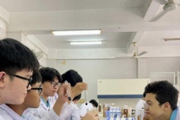 Tuyển sinh lớp 10 năm 2025: Thí sinh háo hức với môn Ngữ văn