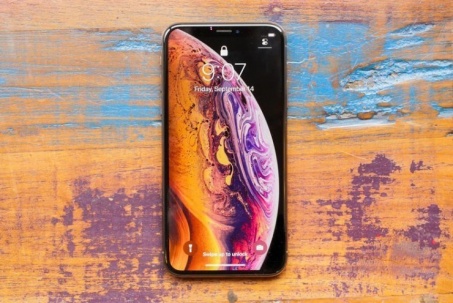 iPhone đỉnh một thời nay có giá rẻ, camera zoom quang không kém iPhone mới