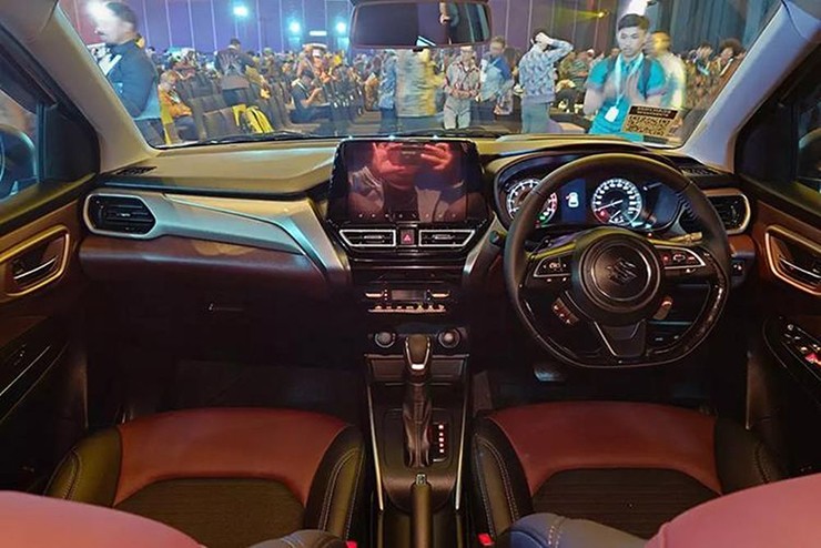 Suzuki Fronx ra mắt, nhiều trang bị xịn xò, giá từ 412 triệu đồng - 4