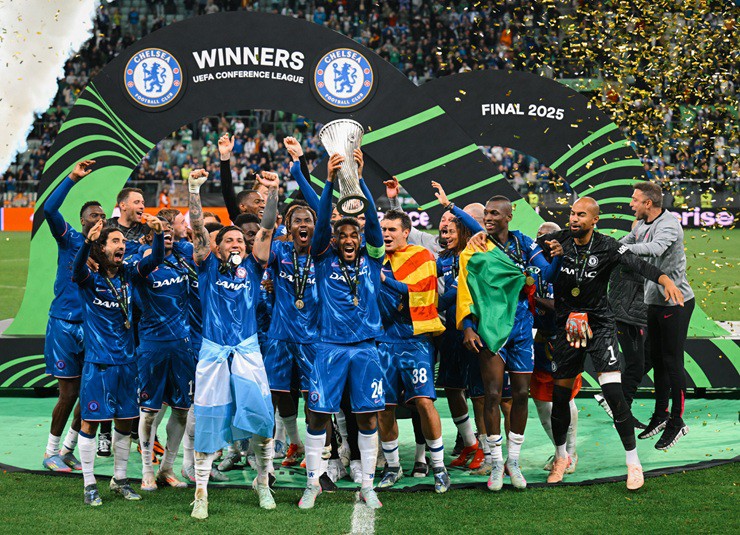 Chelsea vô địch Conference League sau màn lội ngược dòng đánh bại Real Betis