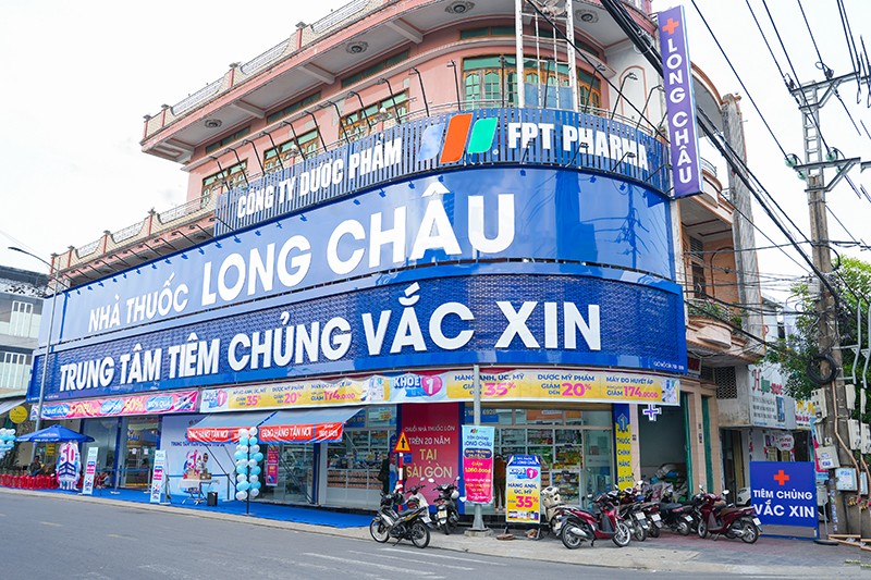 Ưu tiên hàng đầu của FPT Long Châu là cập nhật nhanh những giải pháp điều trị tiên tiến, nâng tầm chăm sóc sức khỏe người Việt.