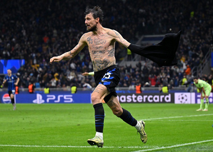Acerbi góp công lớn giúp Inter Milan loại Barcelona ở bán kết
