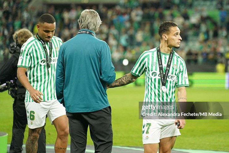 Nỗi buồn của Antony