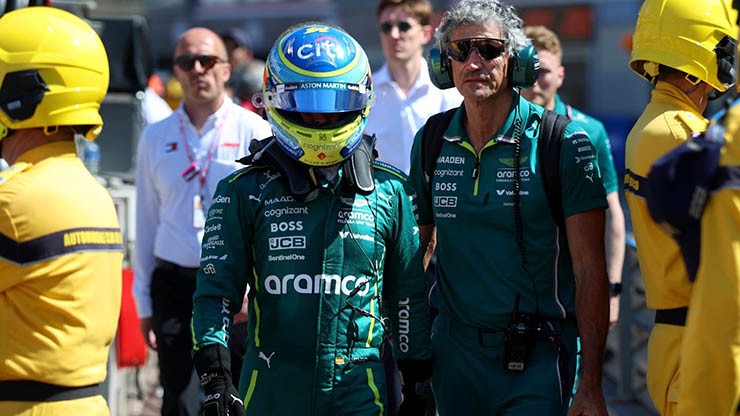 Alonso vẫn trắng tay sau 8 chặng đầu mùa giải
