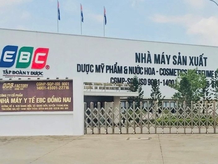 Những lời hoa mỹ của Đoàn Di Băng về loại kem chống nắng dính bê bối hàng giả - 1