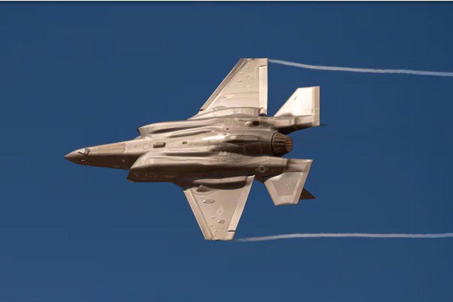Mỹ hé lộ kế hoạch biến F-35 thành máy bay không người lái - 1