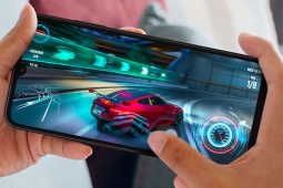 Chiếc điện thoại Galaxy giá 3,35 triệu đồng tại Việt Nam nhận One UI 7