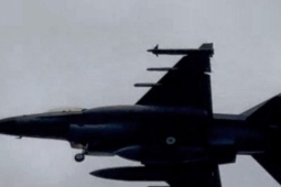 Tỉ phú Nga thưởng hậu hĩnh 12 quân nhân bắn rơi tiêm kích F-16 Ukraine