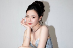 Midu chuộng đầm cầu kỳ như công chúa sau kết hôn với chồng đại gia