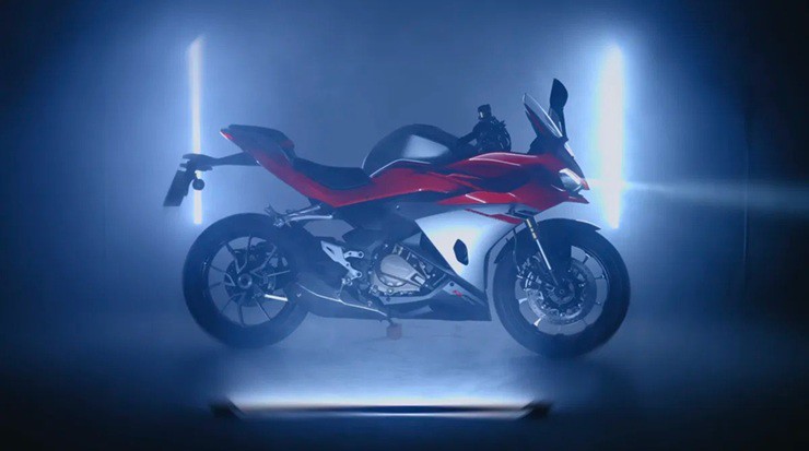 QJMotor SRK 500 RA trình làng - Xe thể thao thông minh tự học thói quen chủ xe! - 1