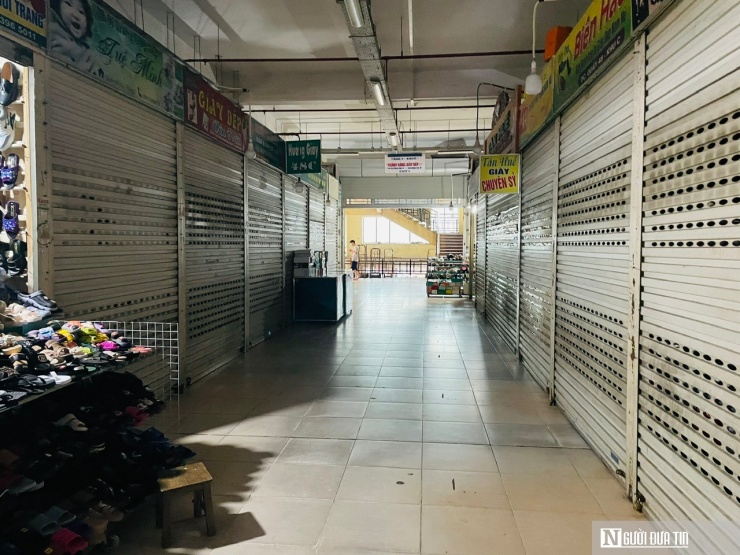 Hé lộ nguyên nhân khiến hàng loạt ki ốt chợ lớn nhất Nghệ An bất ngờ đóng cửa - 5