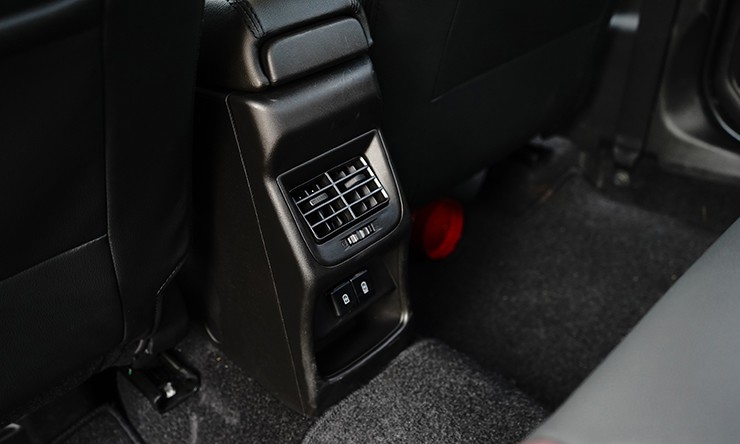 Suzuki Fronx sắp về Việt Nam, SUV cỡ A cạnh tranh KIA Sonet - 14