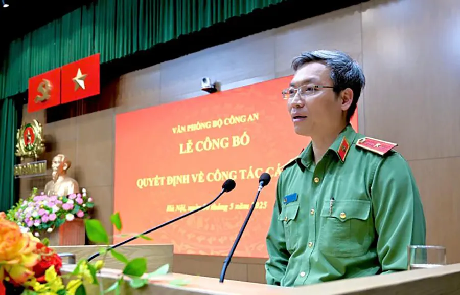 Thiếu tướng Nguyễn Quốc Toản, Chánh Văn phòng Bộ Công an, phát biểu tại buổi lễ. Ảnh: BCA