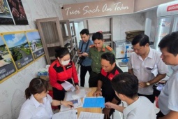 Vụ C.P bị tố bán thịt bẩn: Giấy chứng nhận an toàn thực phẩm hết hạn